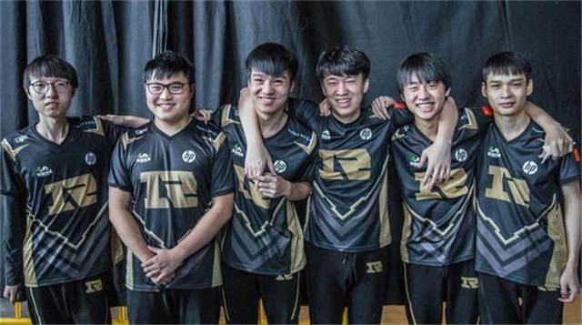 不少球迷的 不少球迷的