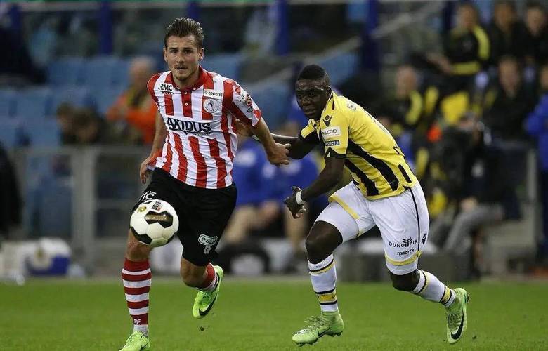 刻的临门一 刻的临门一